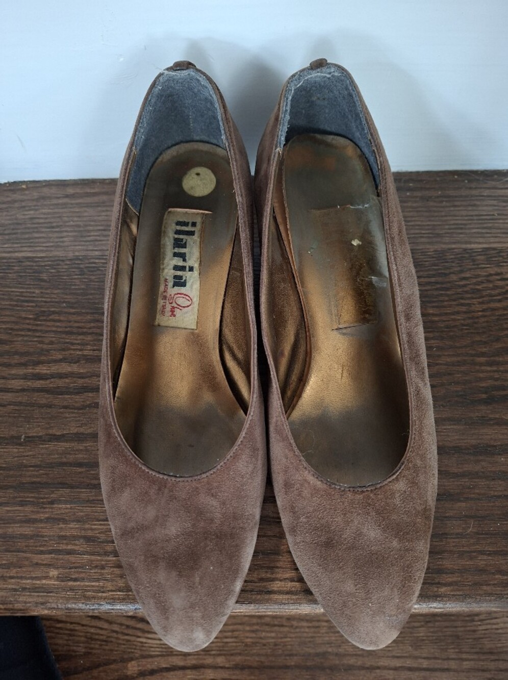 Vintage ilaria Shoe Made in Italy Brown Suede Kitten Heel Pumps, Size 8